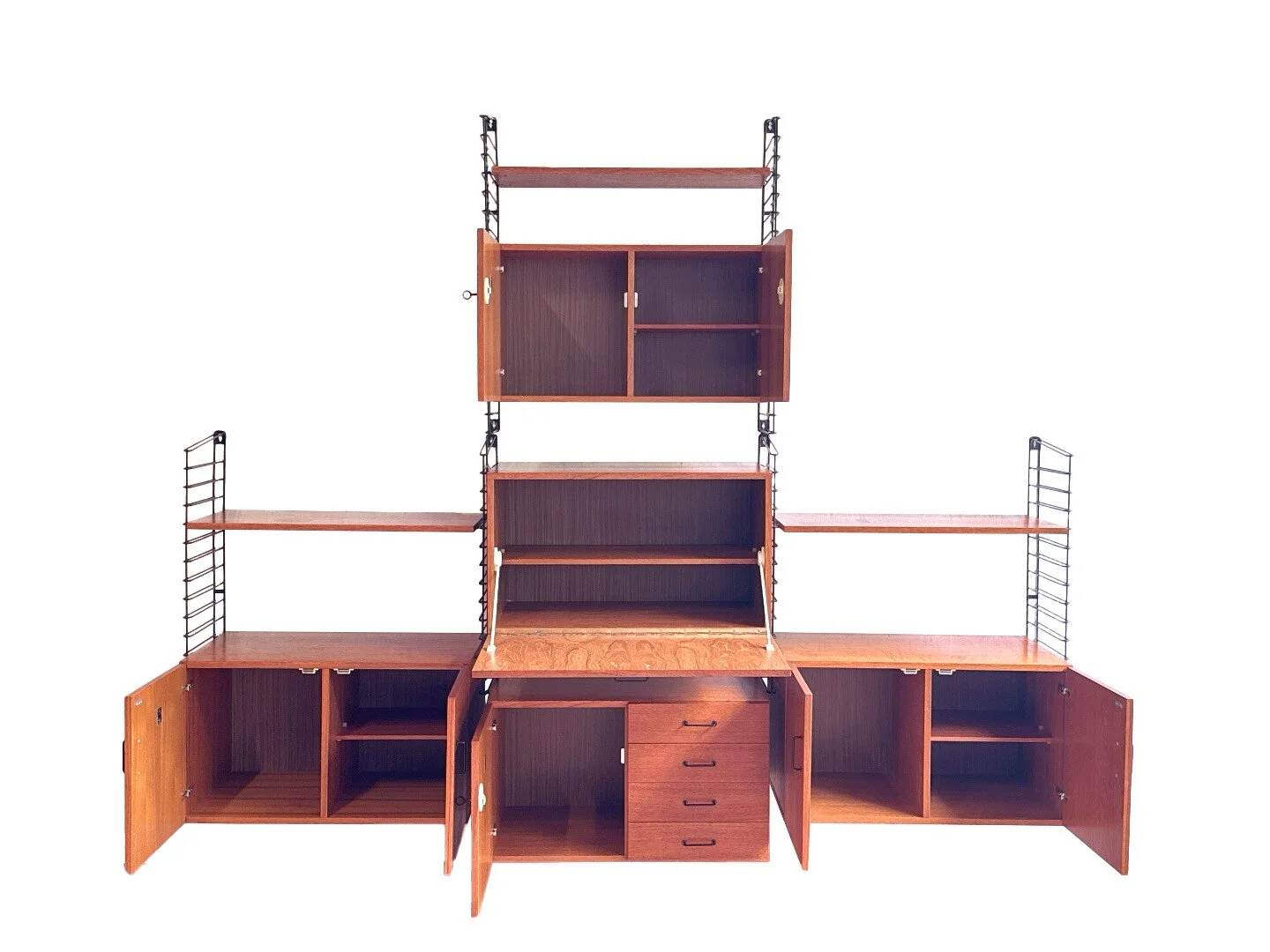 Vintage teak wall system by Musterring – modular design