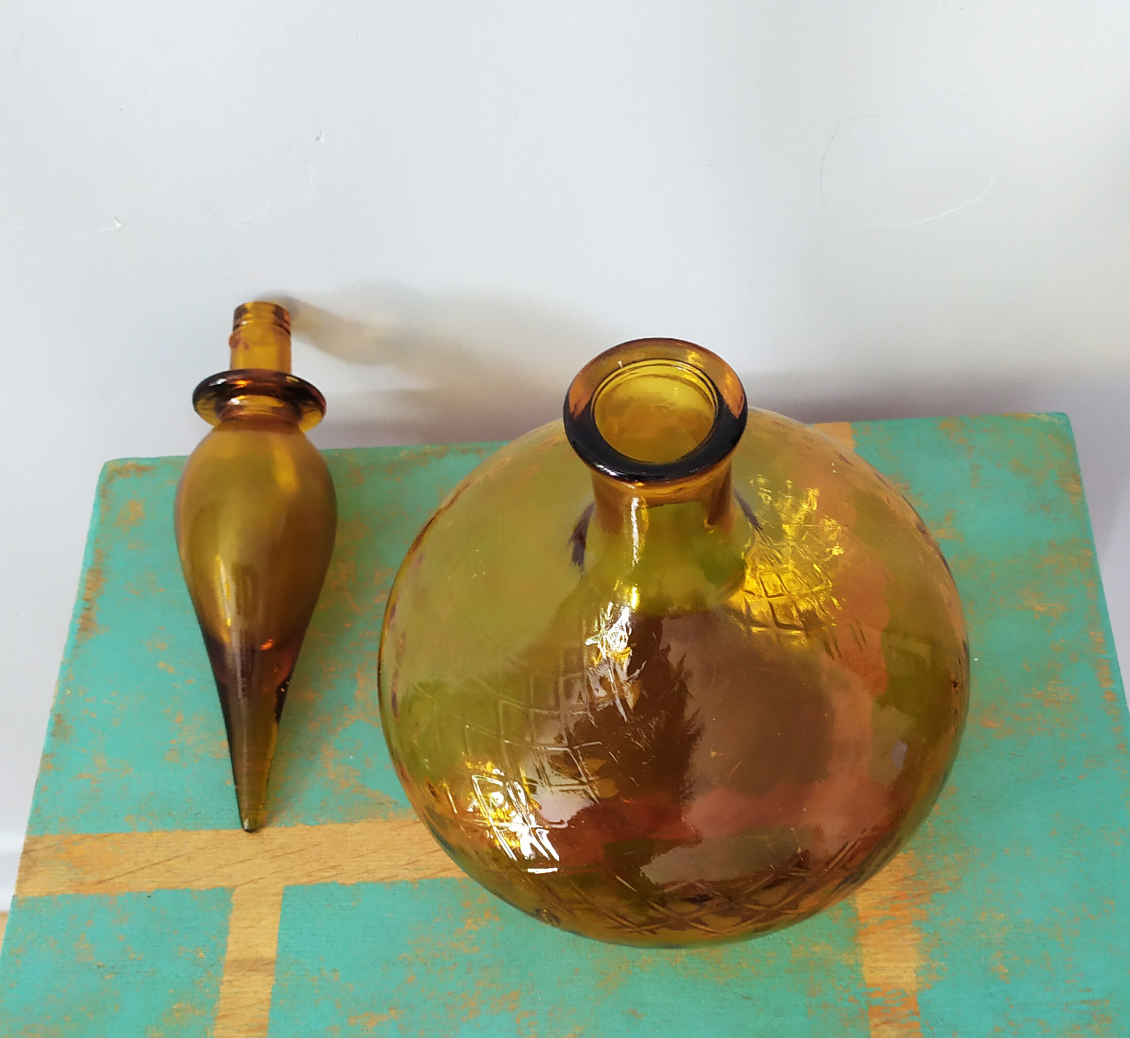 Ochre empolished decanter