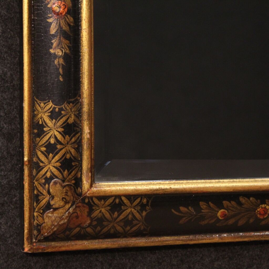 English mirror chinoiserie lacquered, gilded and painted