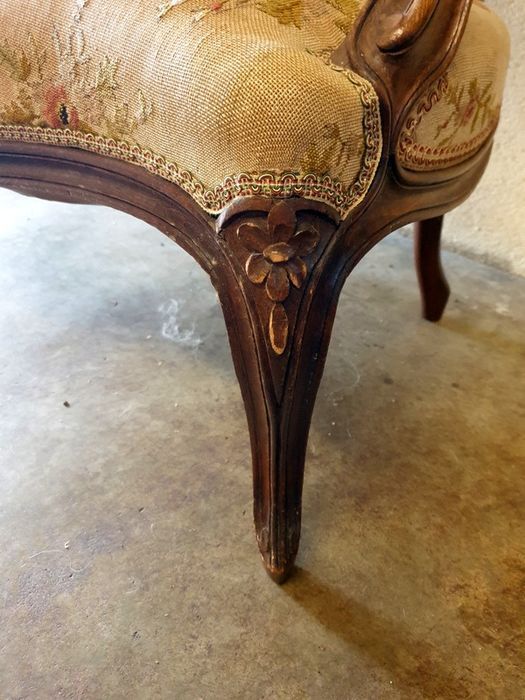 Louis XV style sofa bench in molded and carved wood - nineteenth century
