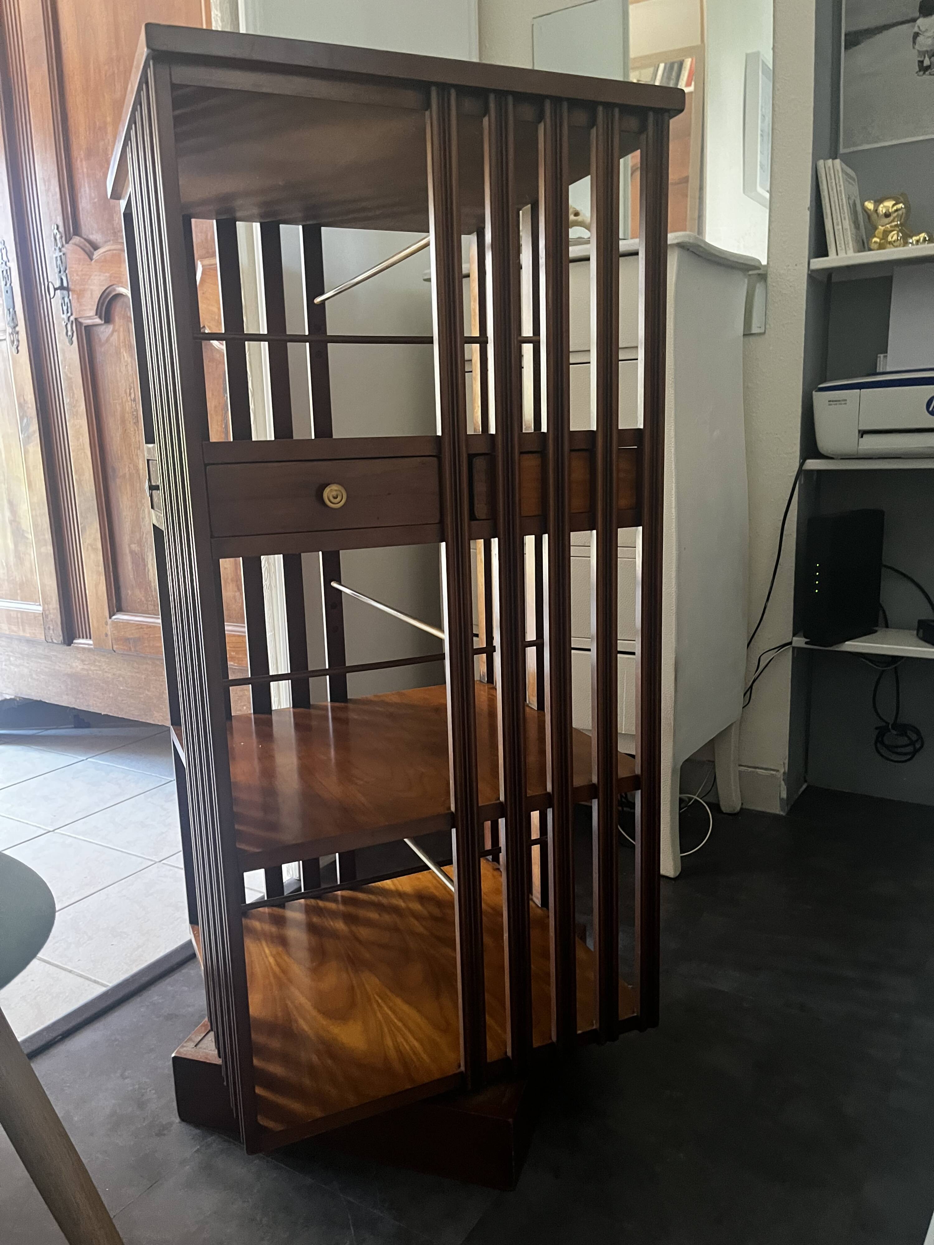 Rotating library