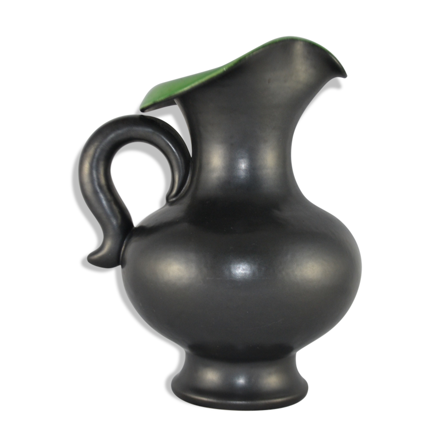 Pitcher 833 by Pol San