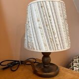 Wood and wool lamp