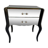 Mirrored bedside