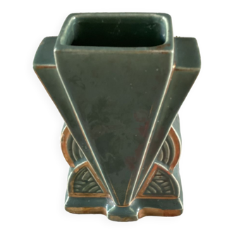 Art deco vase