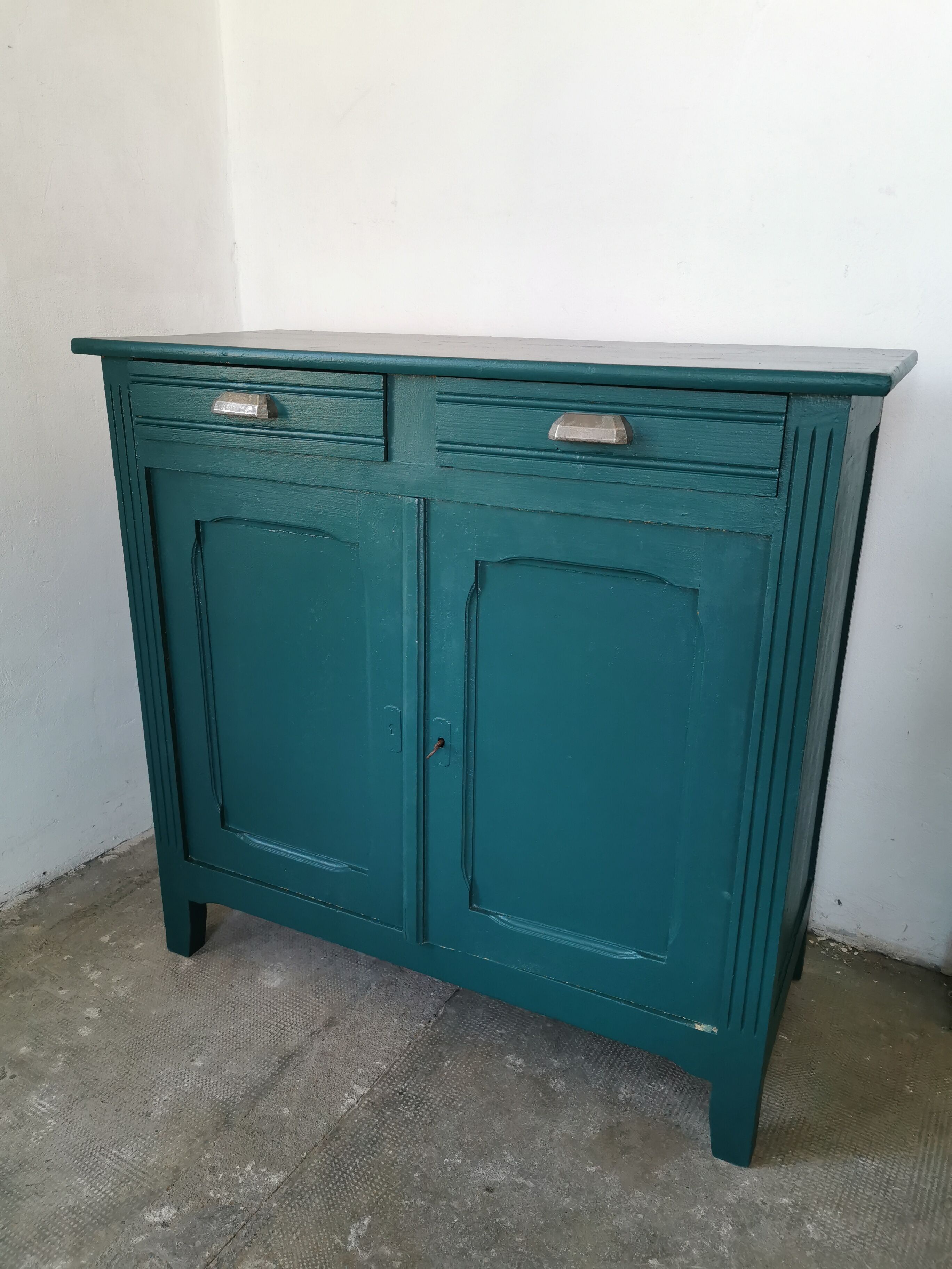 Buffet parisien des années 30