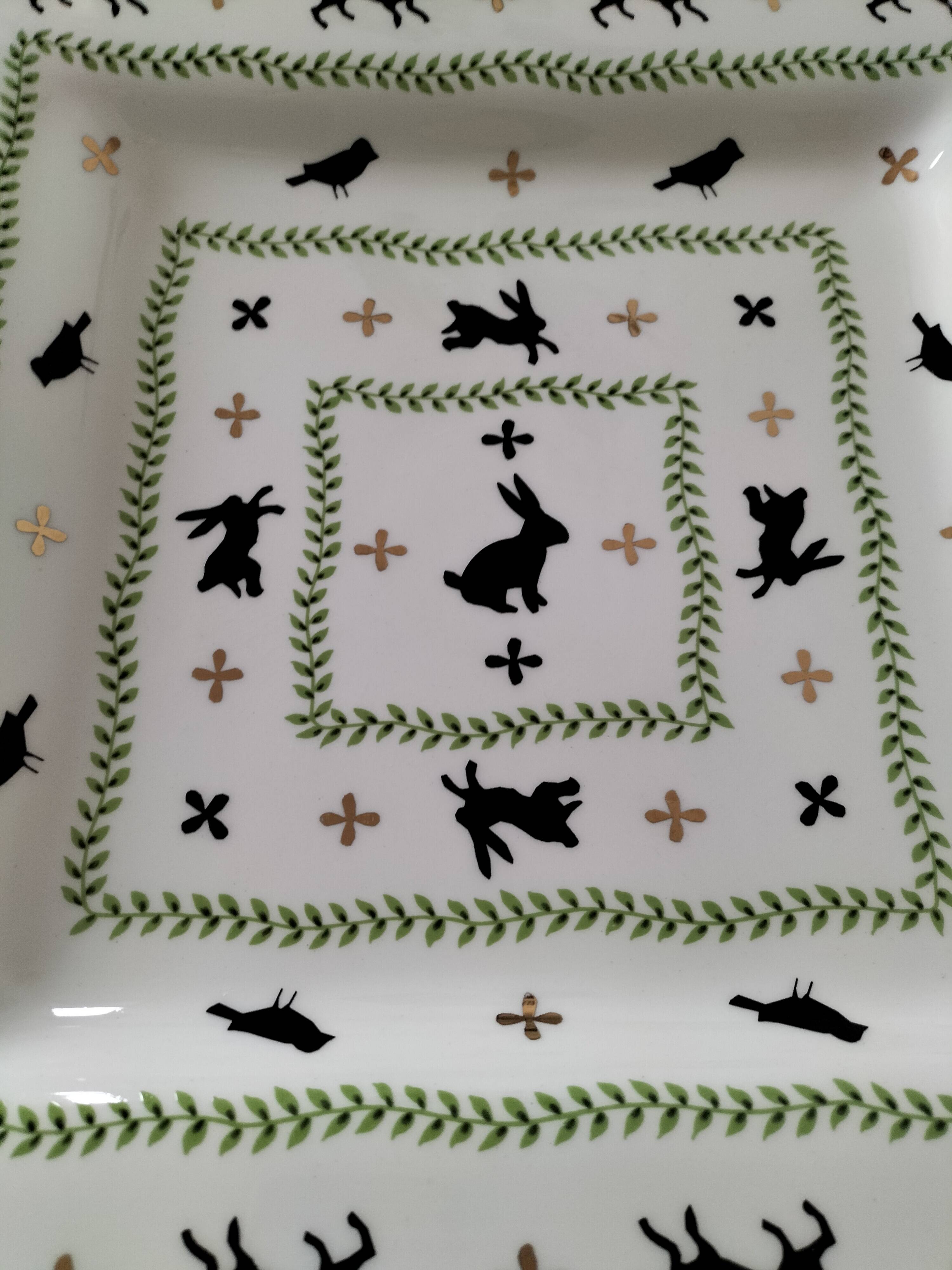 Large square dish RB Bernarda with animal decoration.