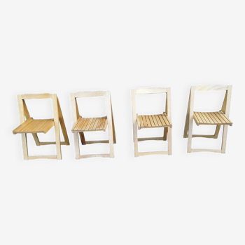 4 vintage folding chairs