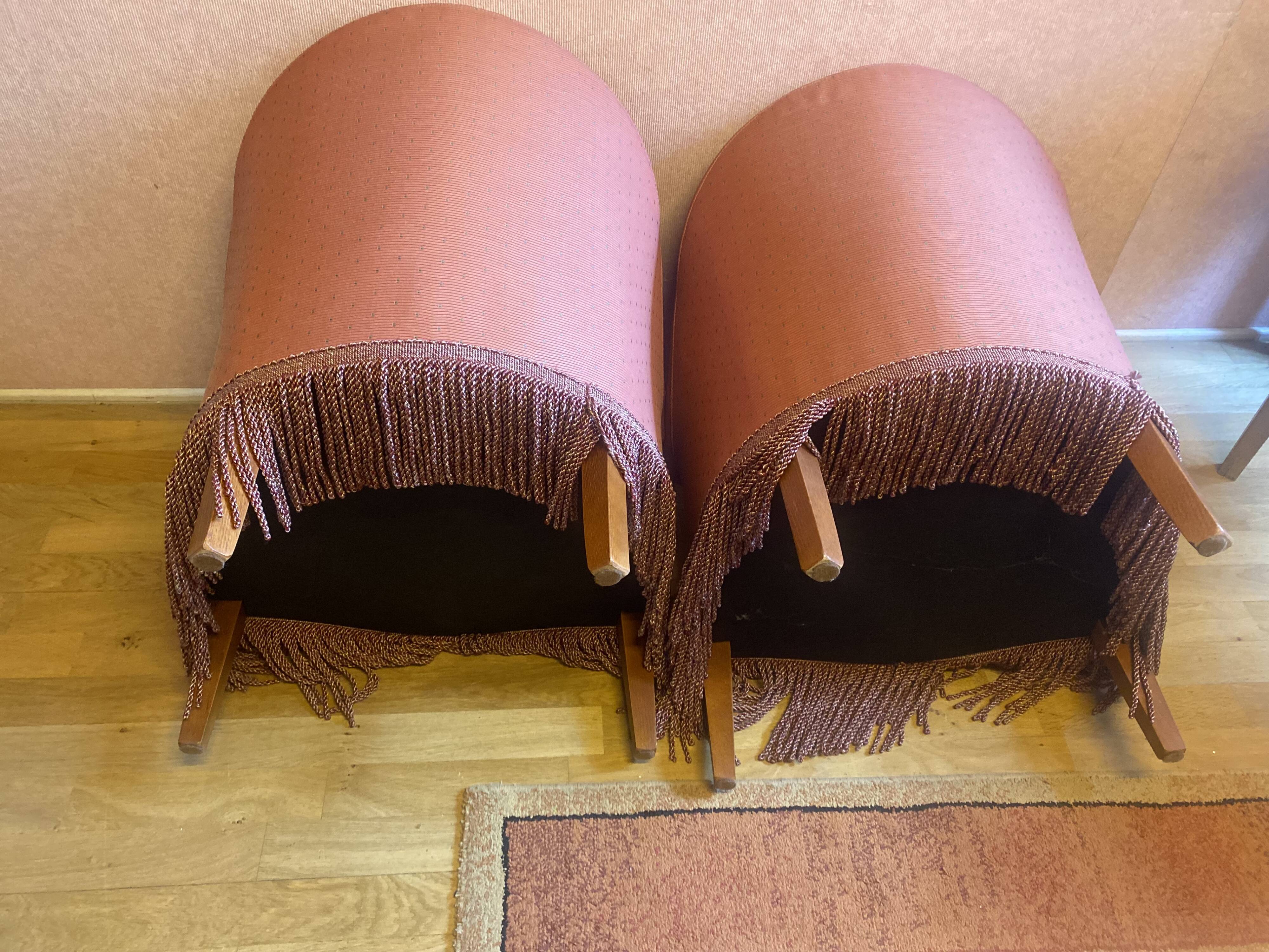 Pair of pink toad chairs