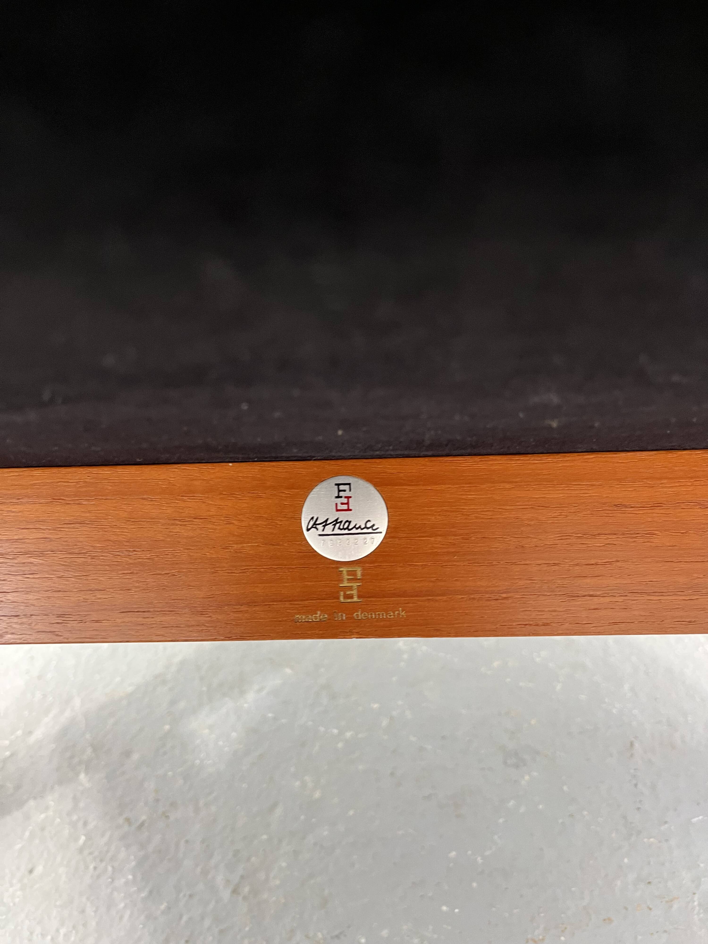 Chair model 218 by Finn Juhl Jupiter for France & Søn France and Daverkosen Denmark 1965