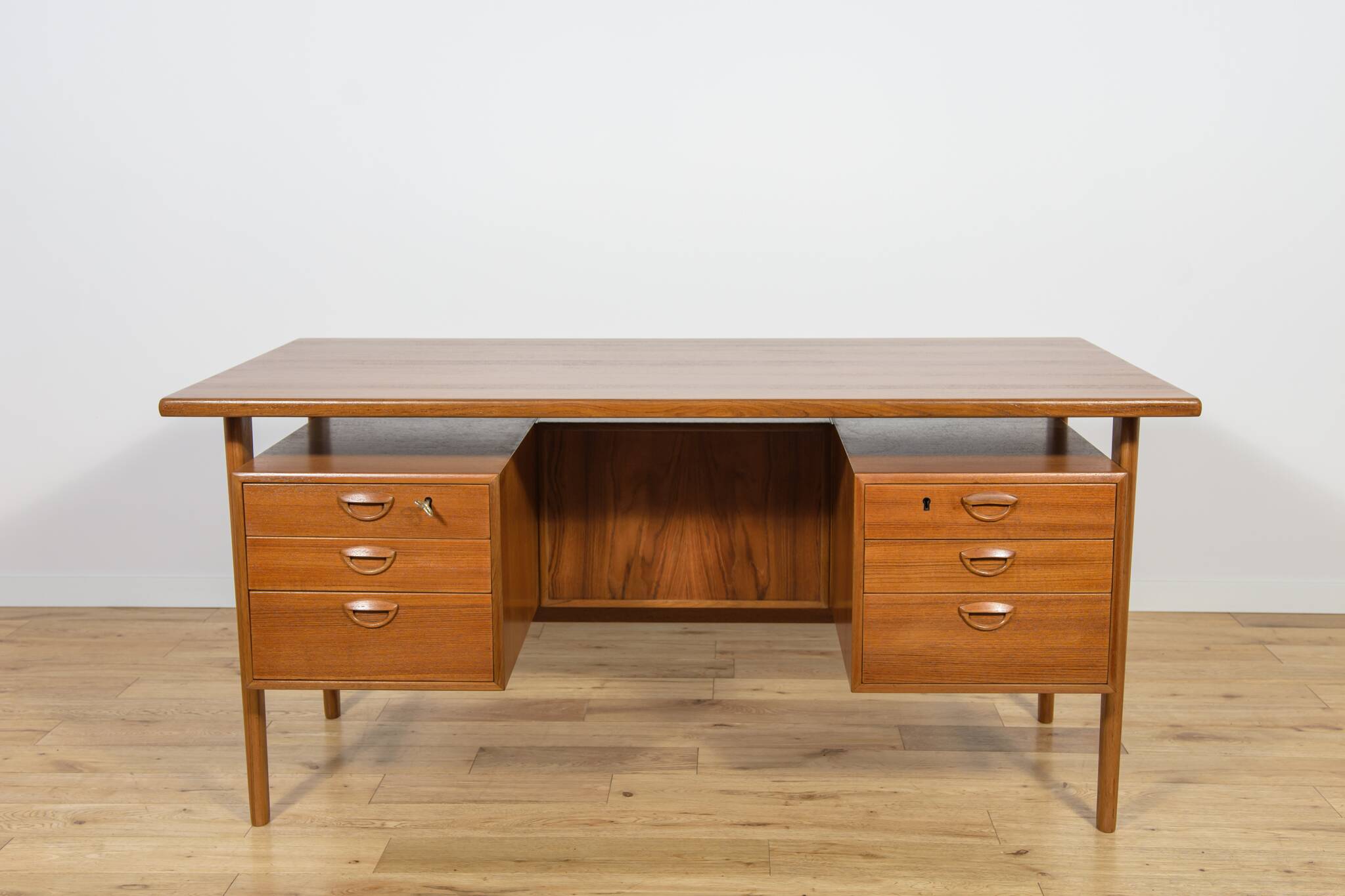Mid-century freestanding teak desk by Kai Kristiansen for Feldballes Møbelfabrik, 1960s