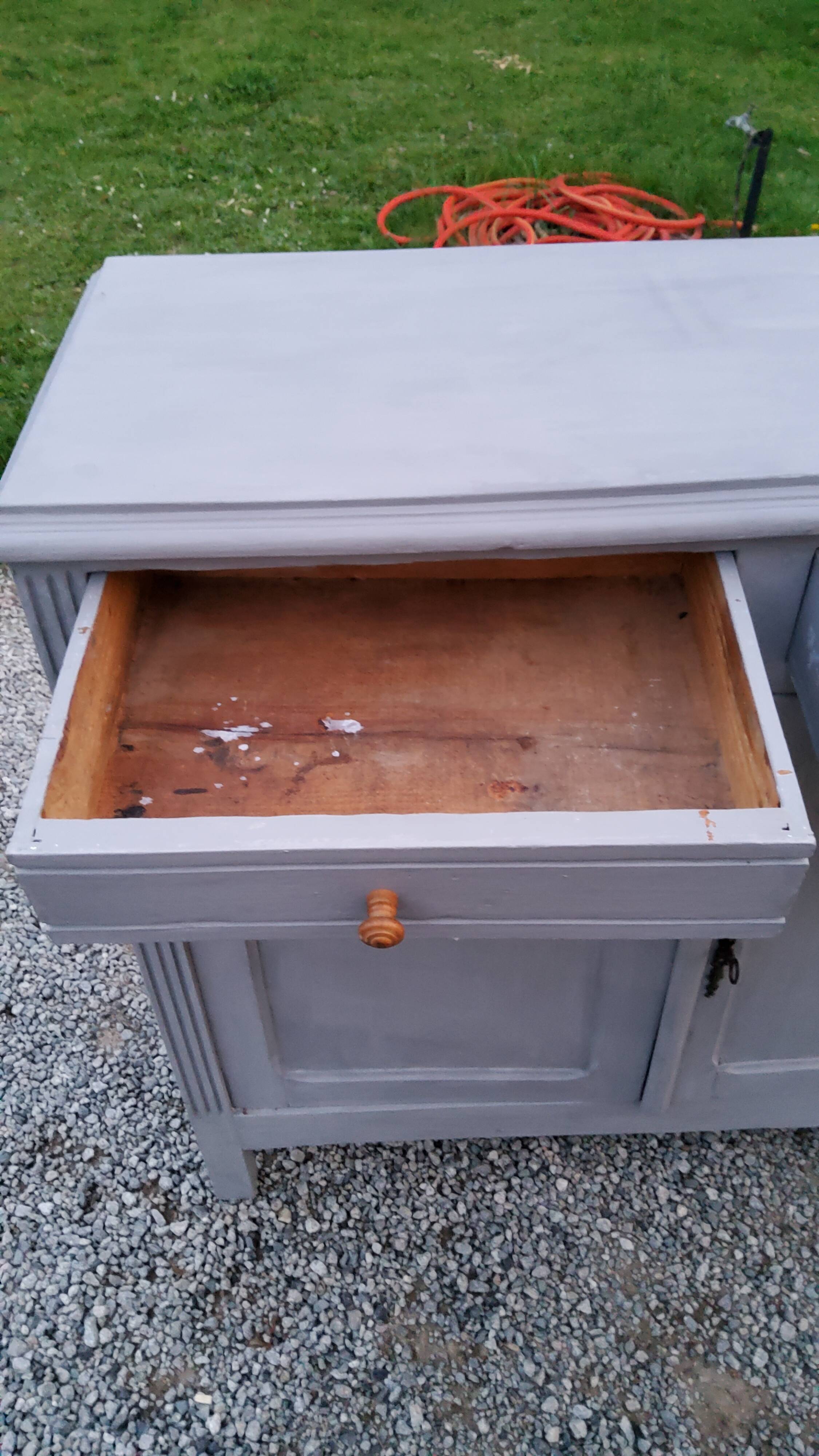 Parisian buffet patina gray 2 doors 2 drawers in solid poplar