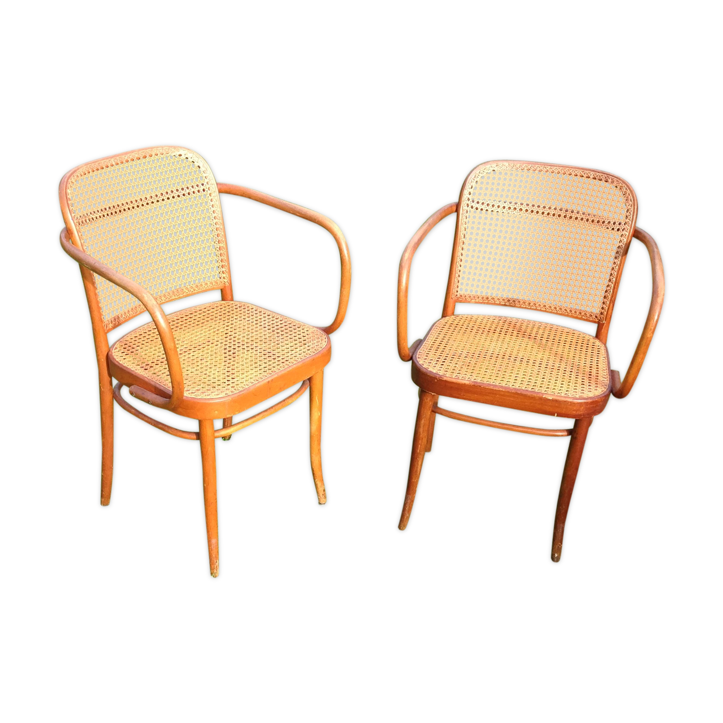 Pair of chairs 811 Thonet
