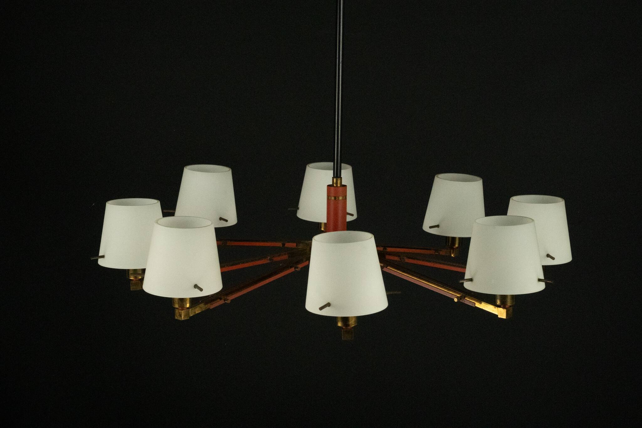 Mid-Century 8 arms Stilnovo chandelier in opaline, brass and red lacquer.