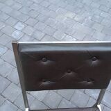 Chair with square section tubular steel structure
