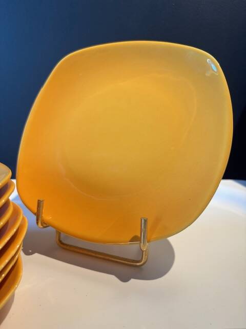 Vintage gold plates