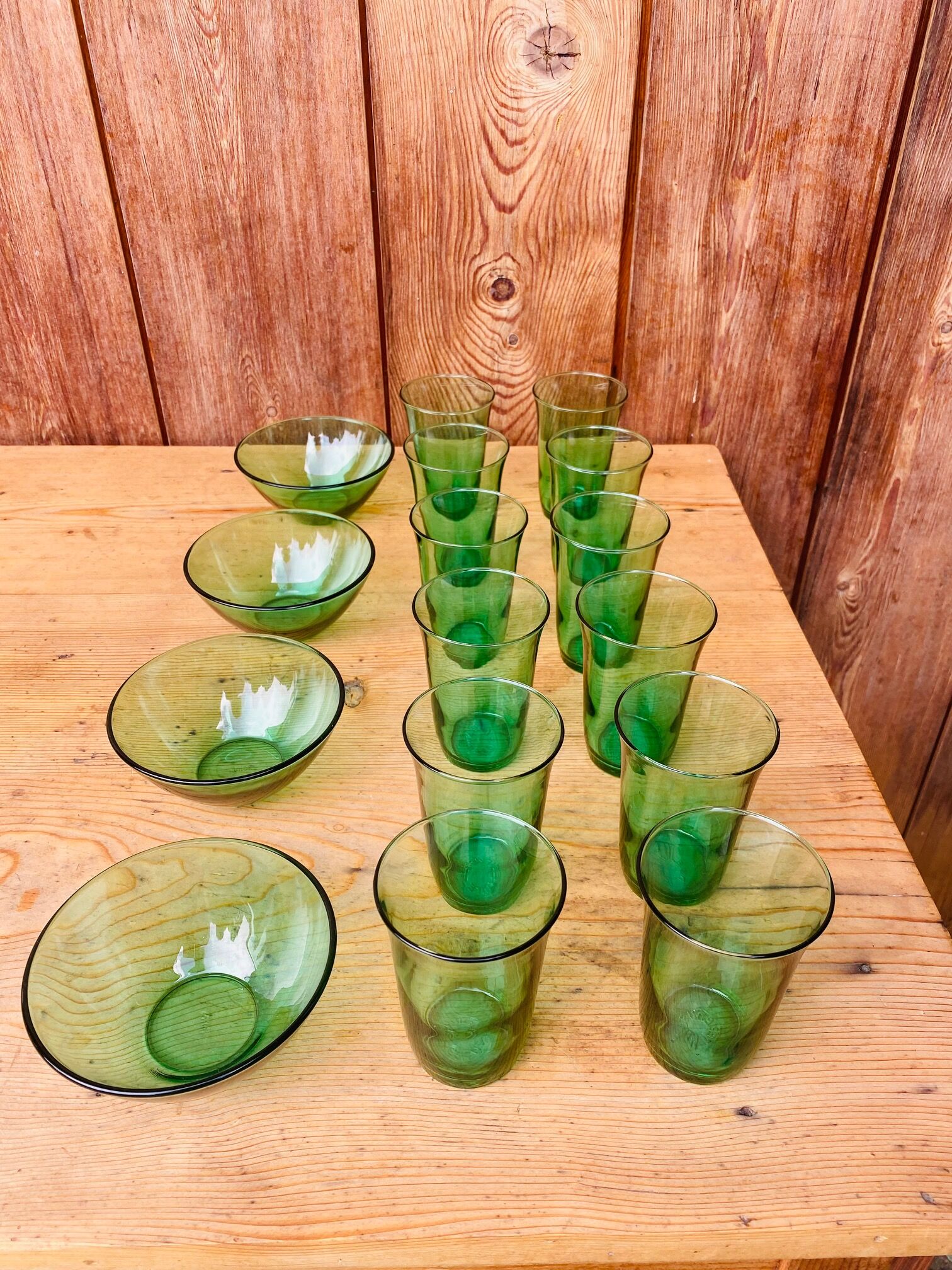 Set of 12 glasses green 'mint' vintage Lesieur 70s.