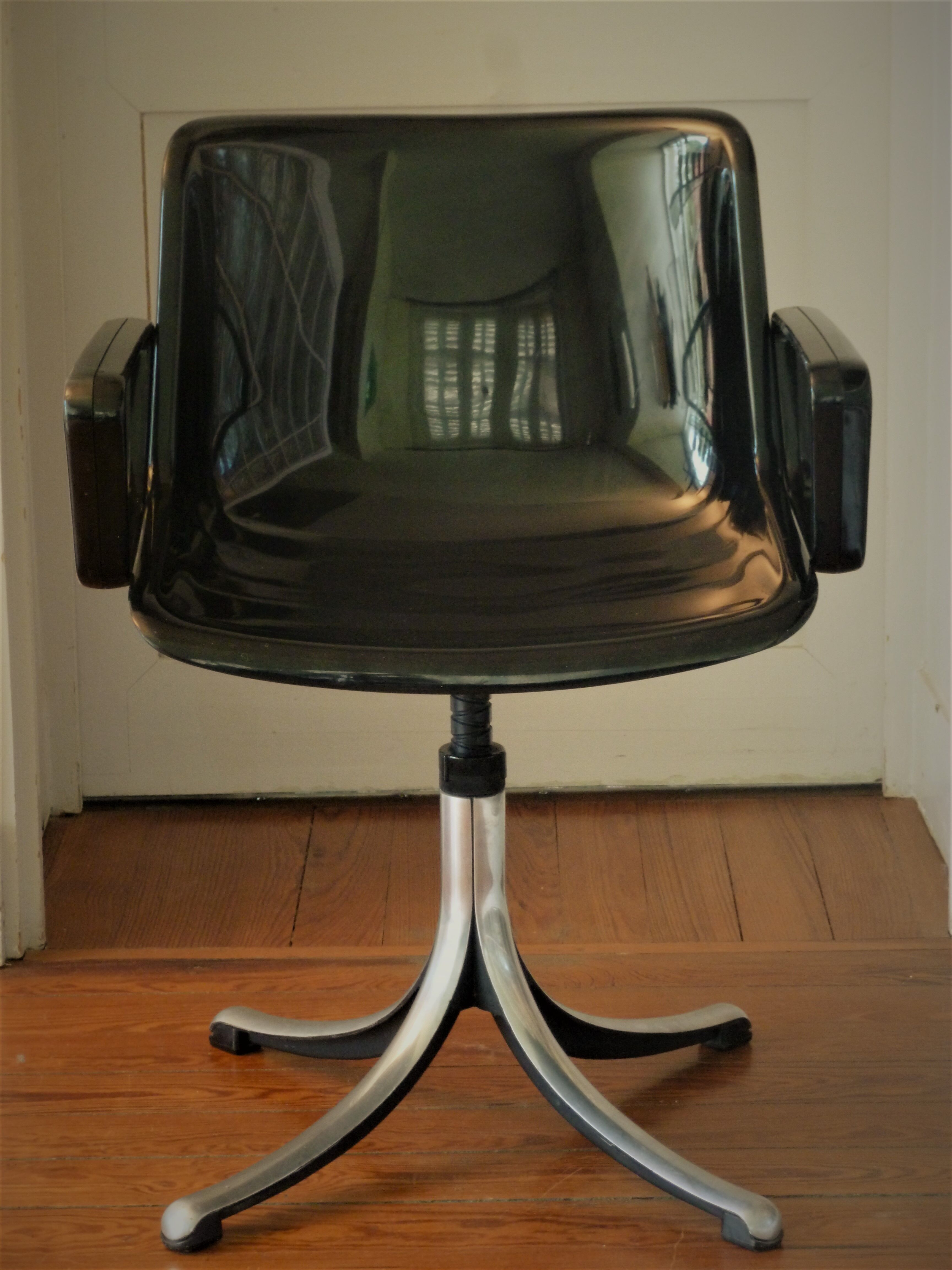 4 Borsani chairs, Modus model, 1976