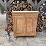 Buffet en bois massif rénové
