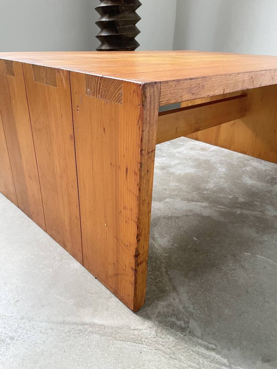 Maison Regain pine coffee table