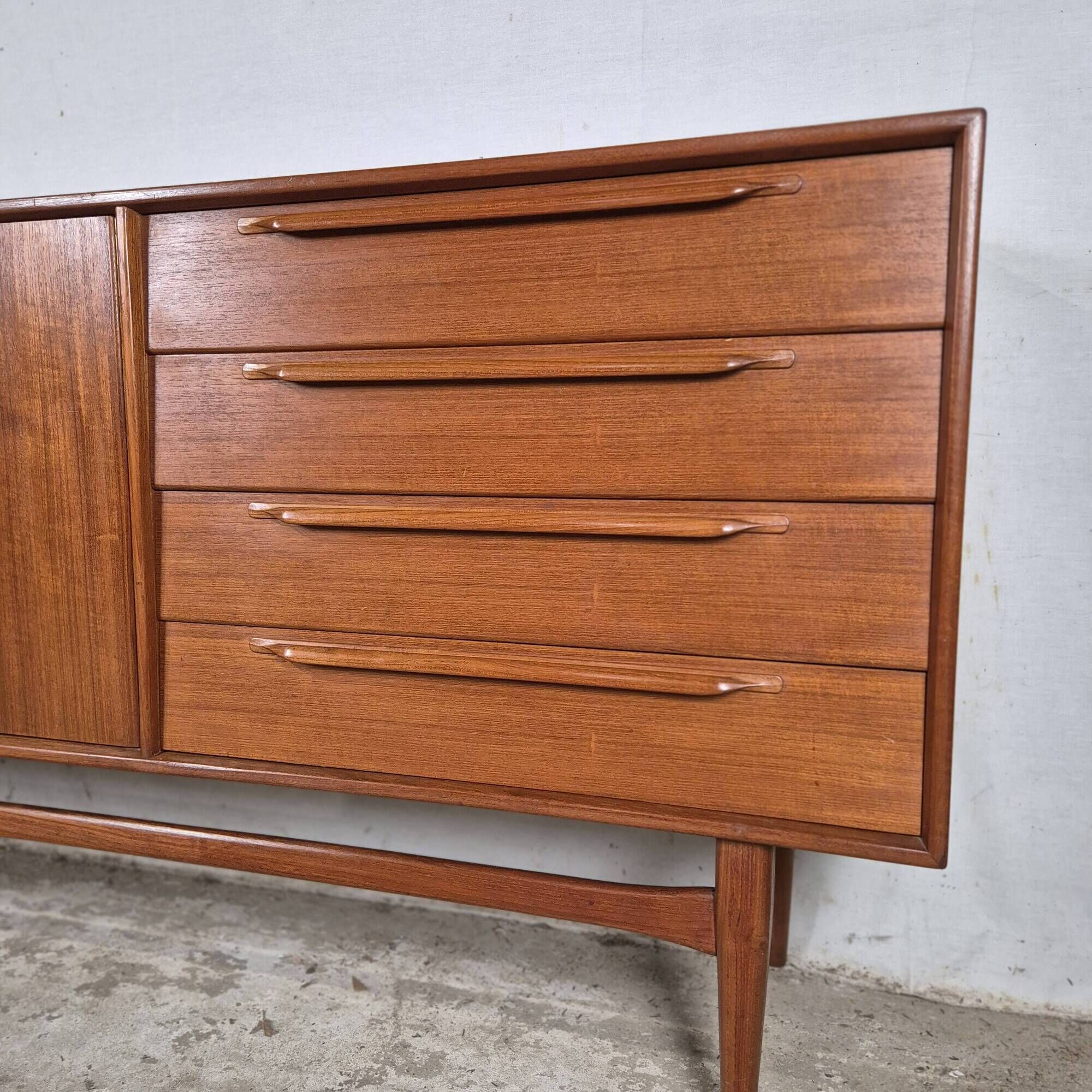 Heinrich Riestenpatt German design vintage sideboard from the 60s