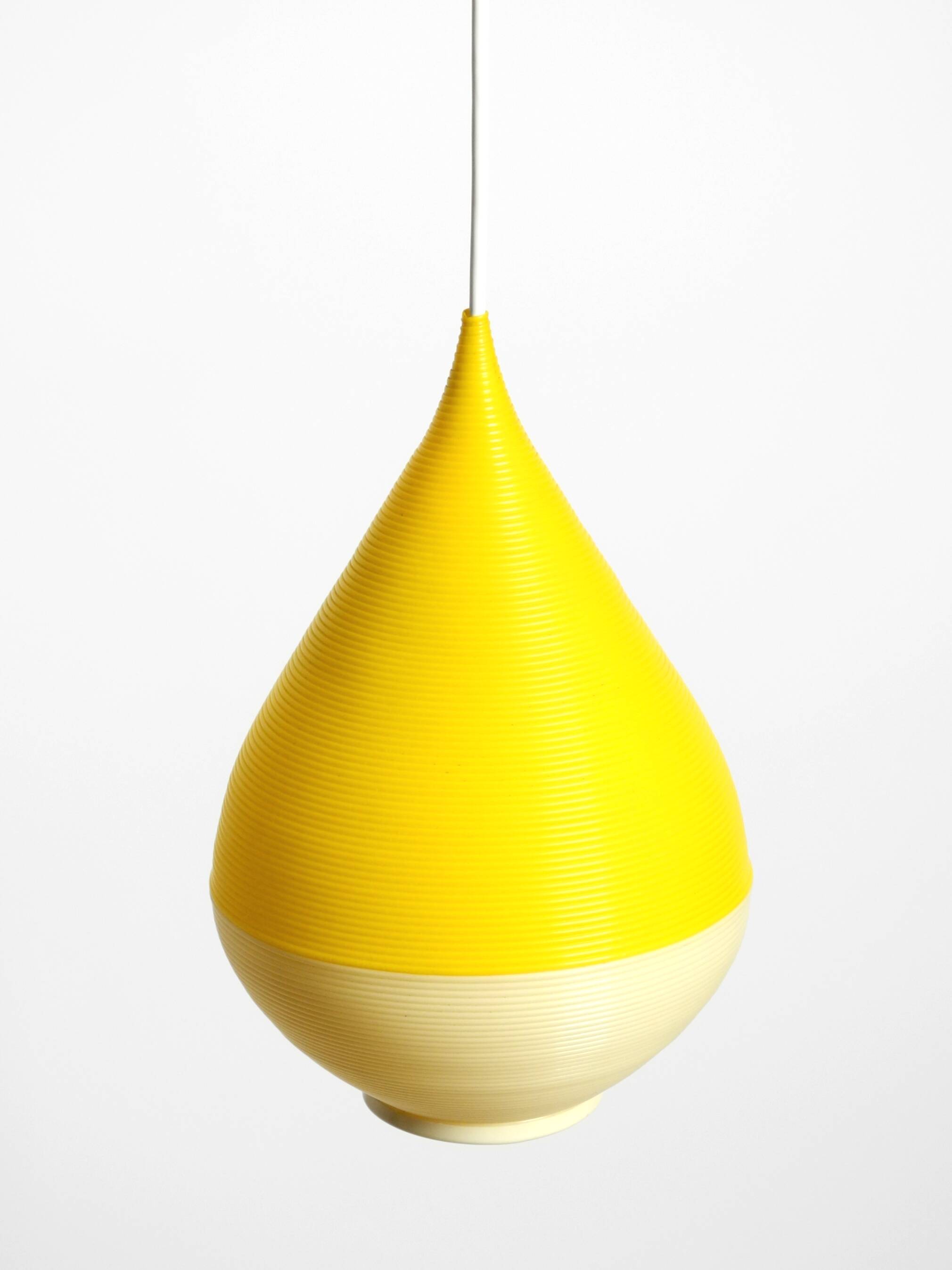 Beautiful original large 1960s Heifetz Rotaflex pendant lamp in drop shape