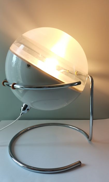 Focus Pose Lamp - Fabio Lenci for Harvey Guzzini