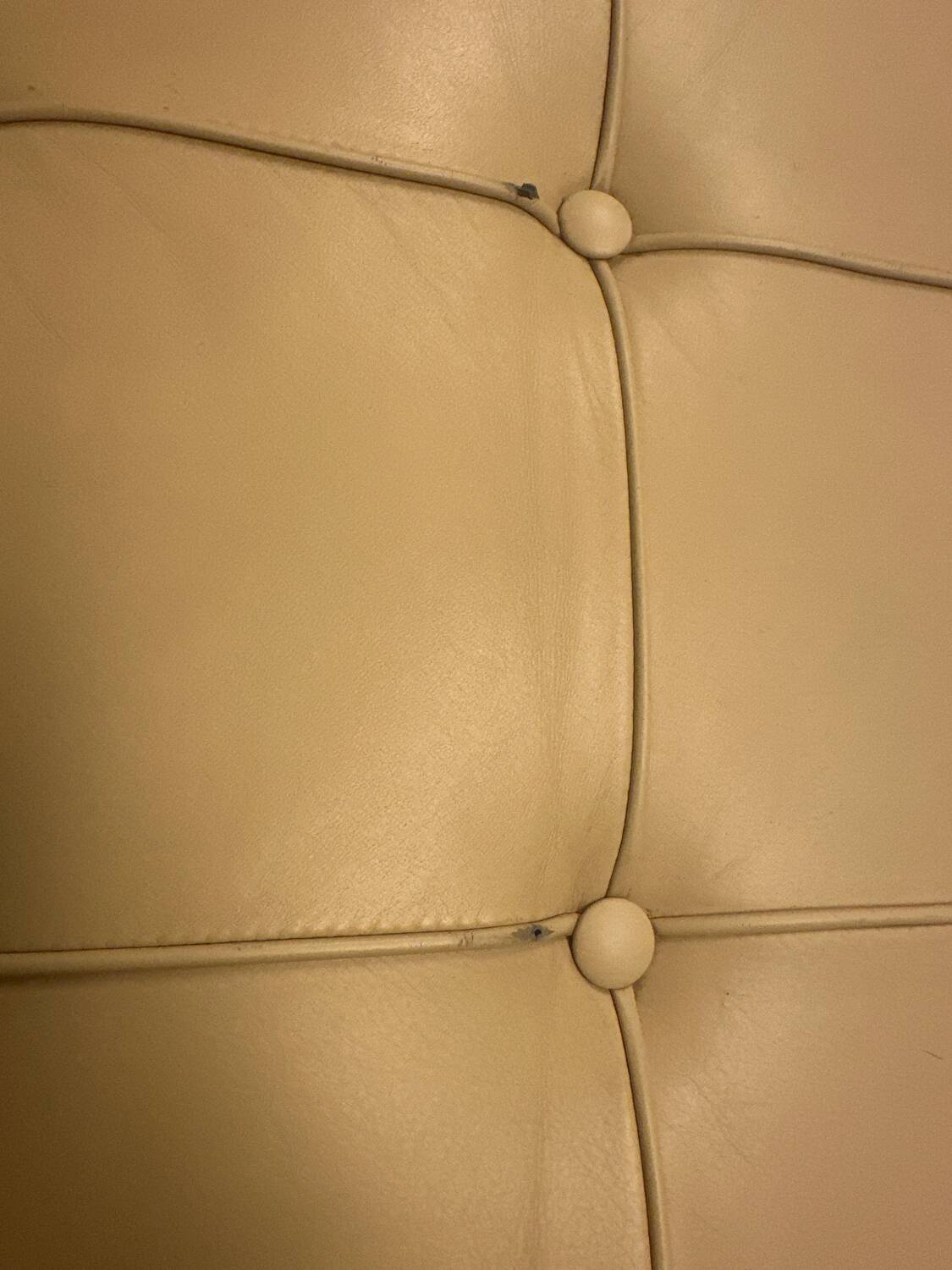 Set of 2 armchairs and ottoman Barcelona-Alivar-80’s