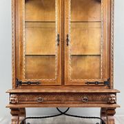 Carved oak display case, Neo-Renaissance style, 20th century