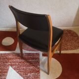 2 Scandinavian chairs
