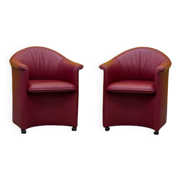 Fauteuil à roulettes en cuir rouge, maison de sede. (prix pour un)