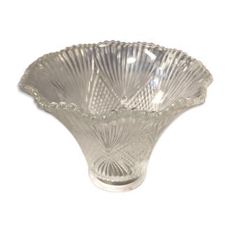 Tulip chiseled white glass