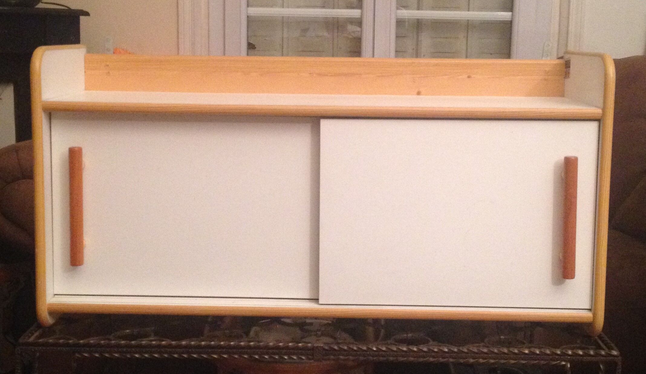 Wall shelf Scandinavian style