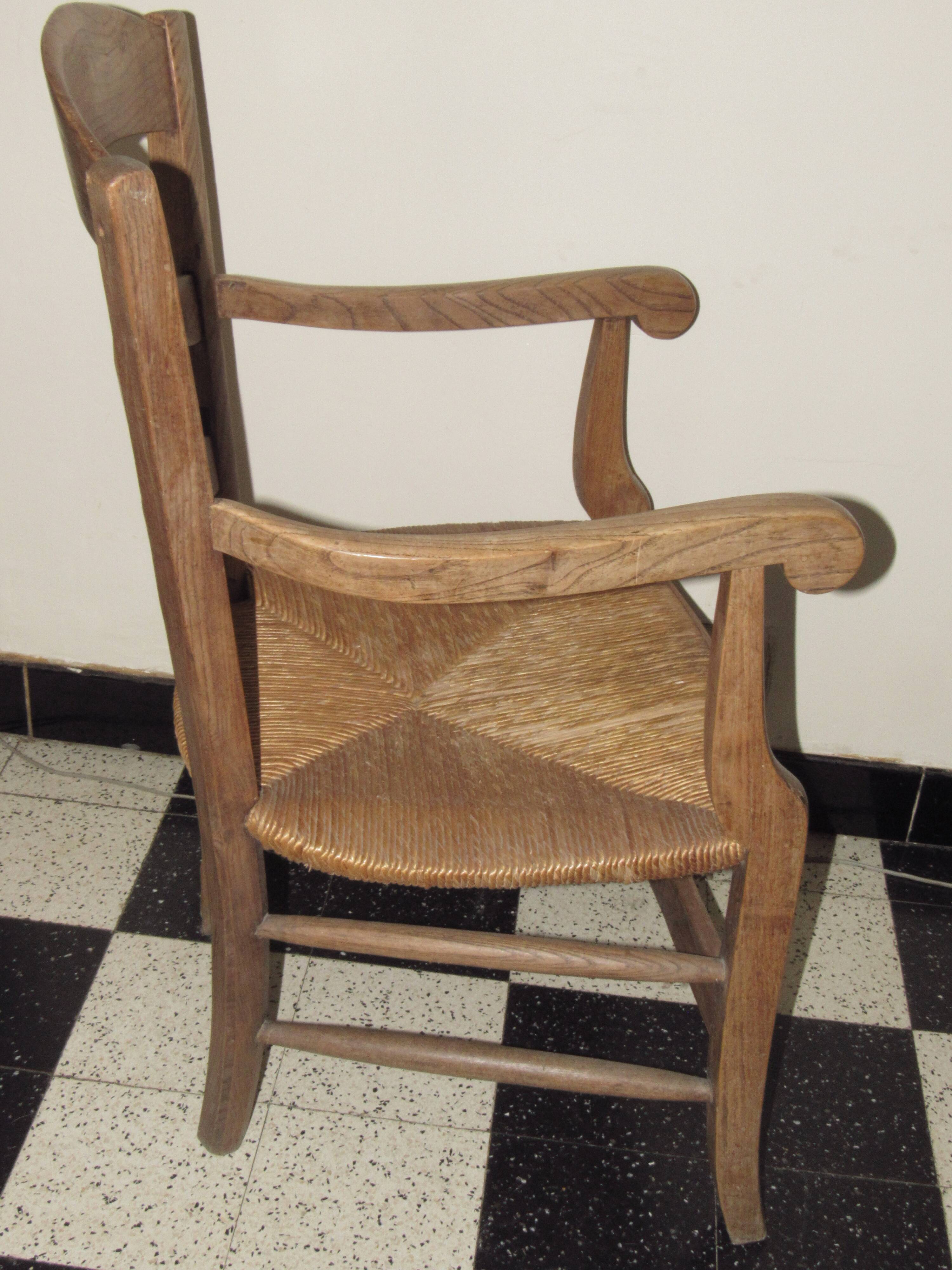 Picardy armchair in wood