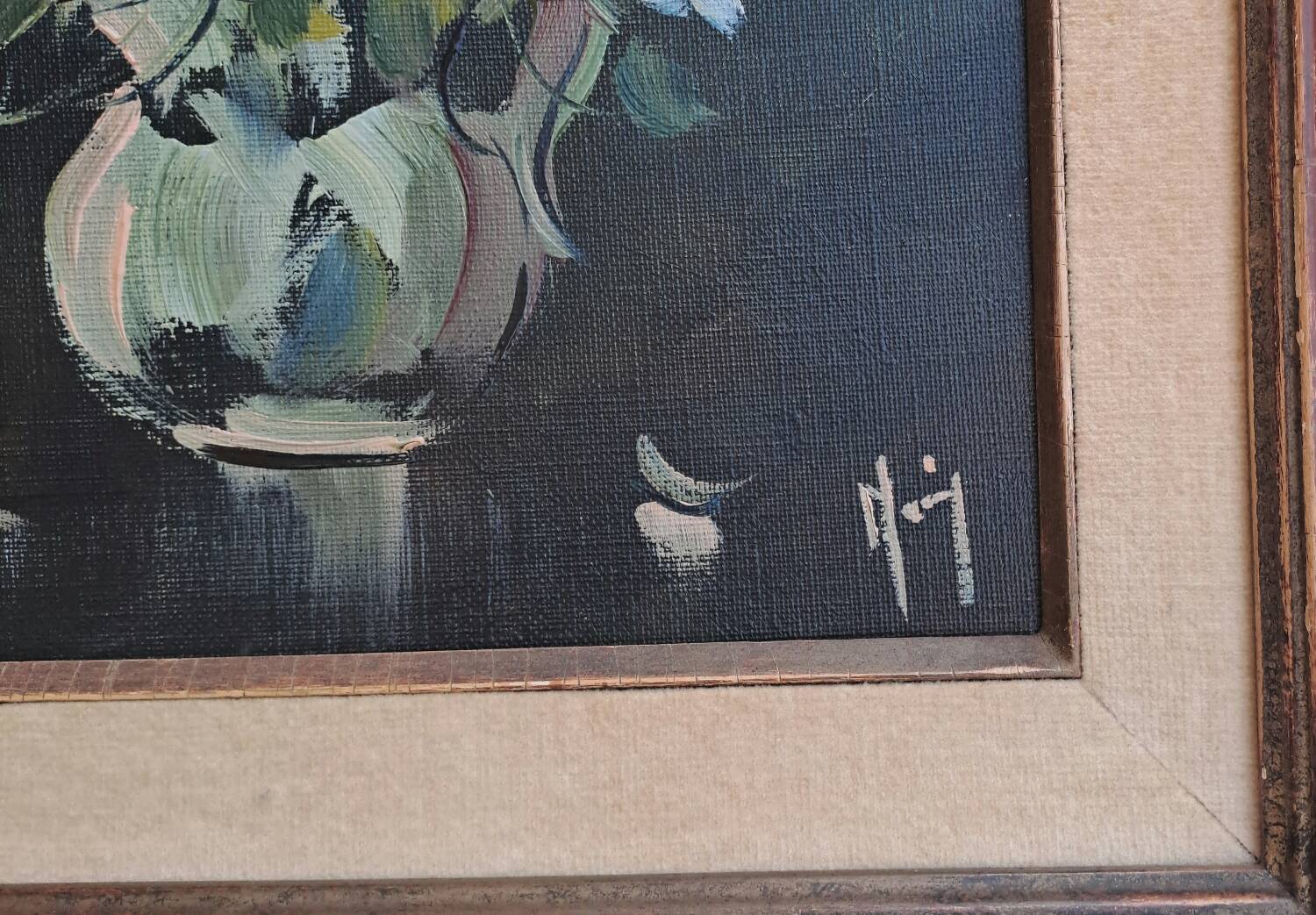 Oil on canvas bouquet of flowers signed Jean Monnier