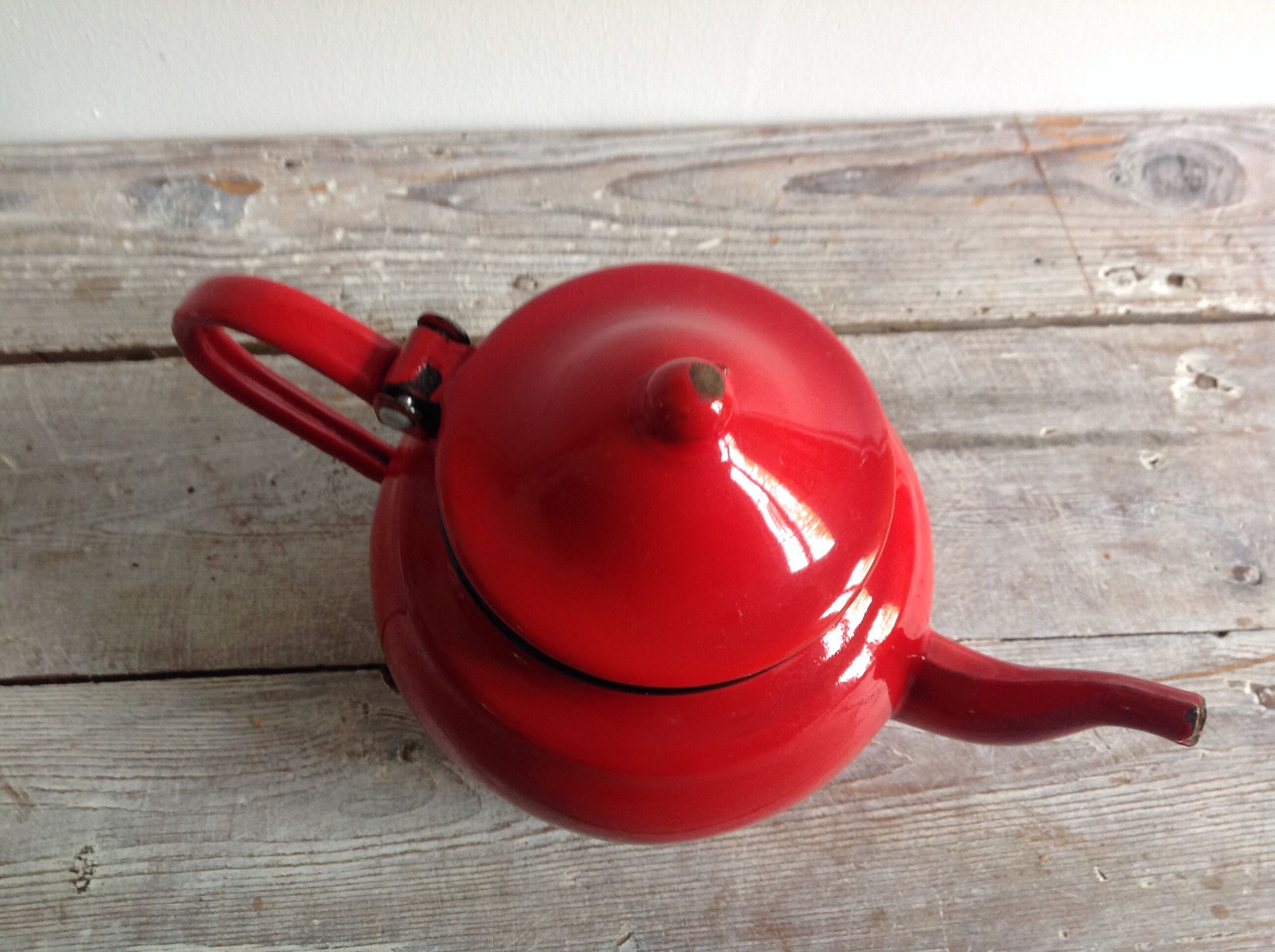 Emailed sheet metal teapot