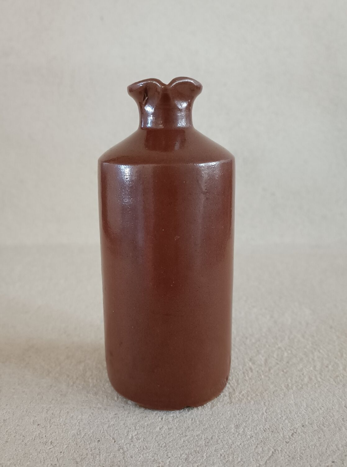 Bouteille en grès Lovatt