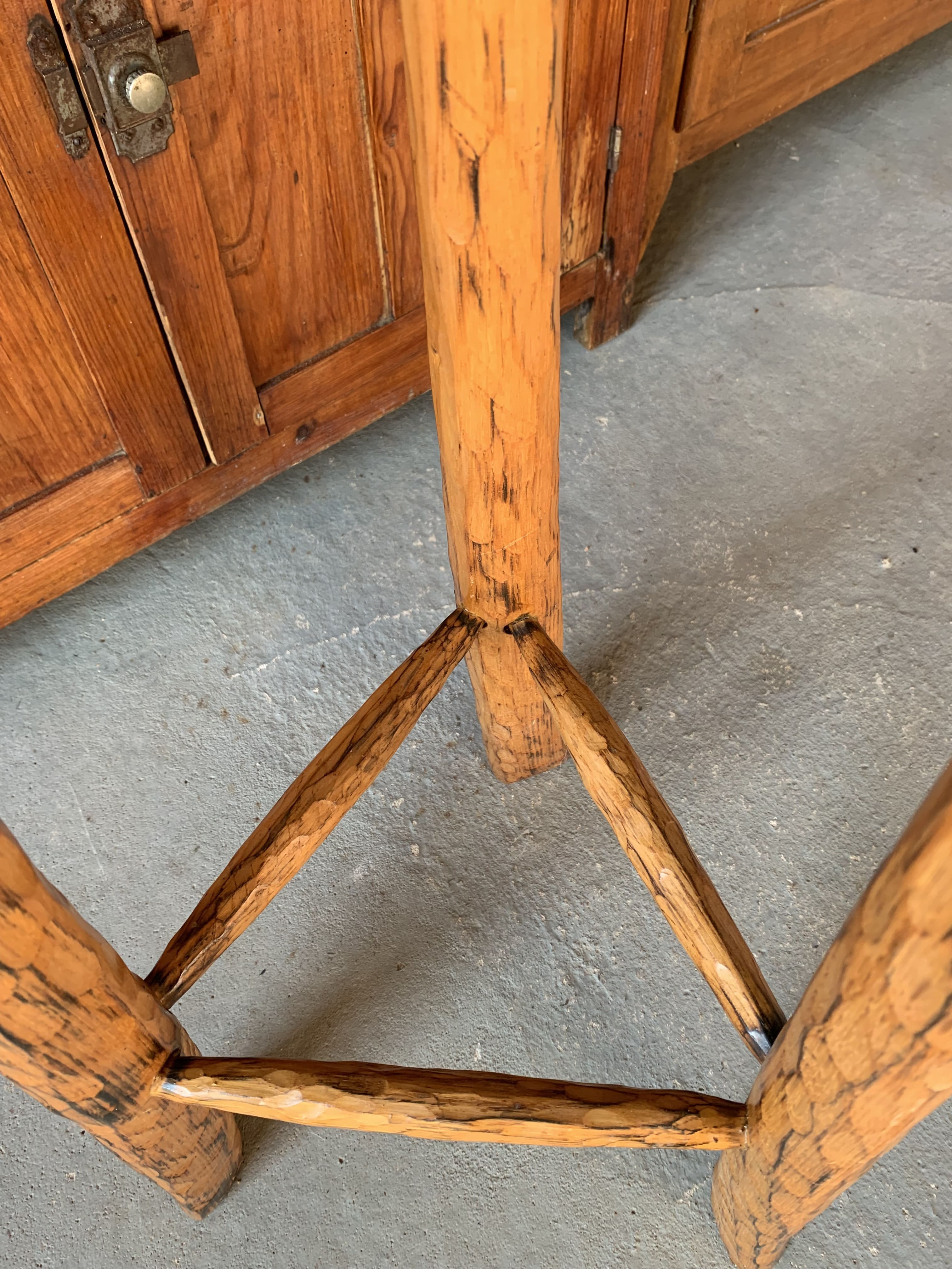 Brutalist tripod high stool - wood