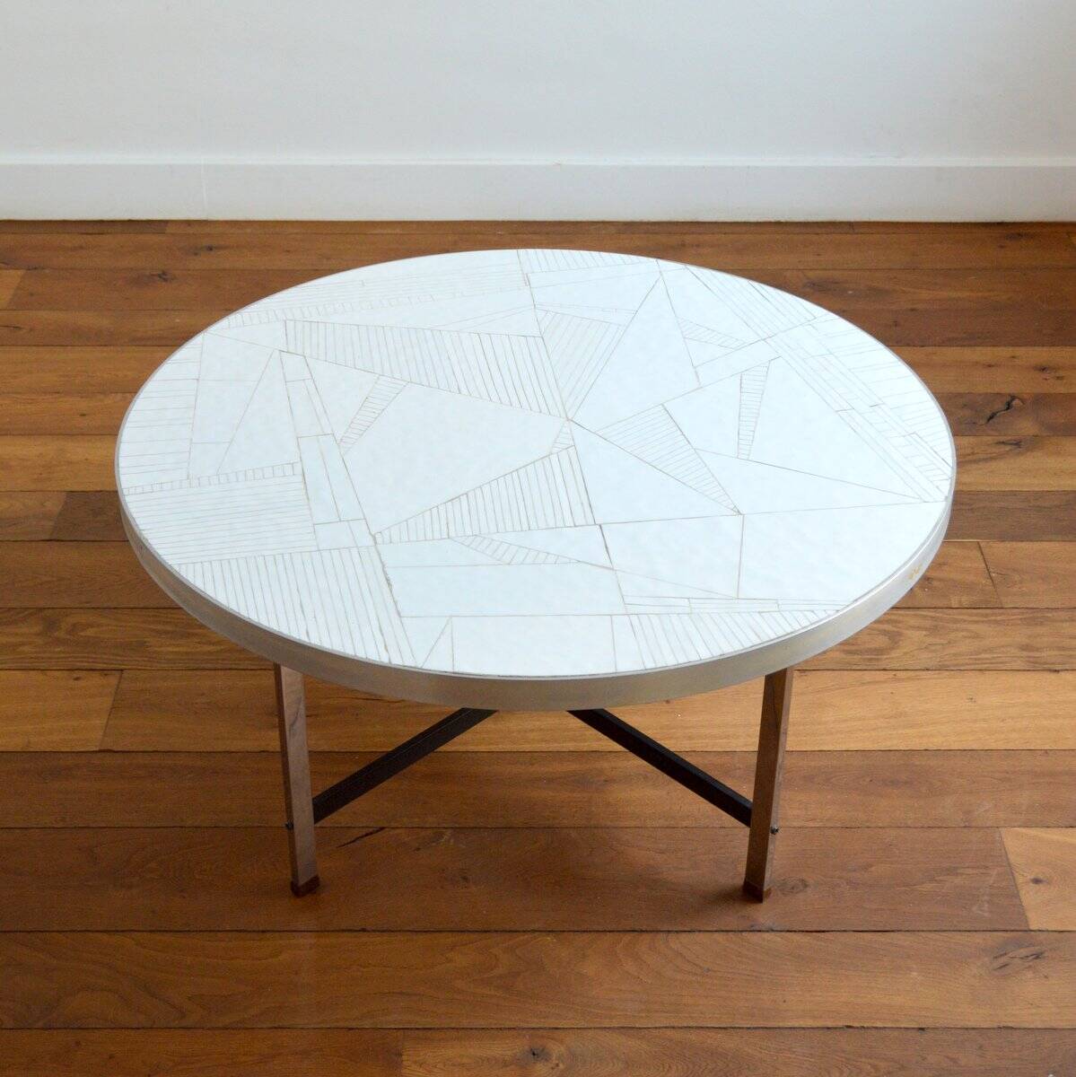 Round coffee table by Berthold Müller – Oerlinghausen / Germany