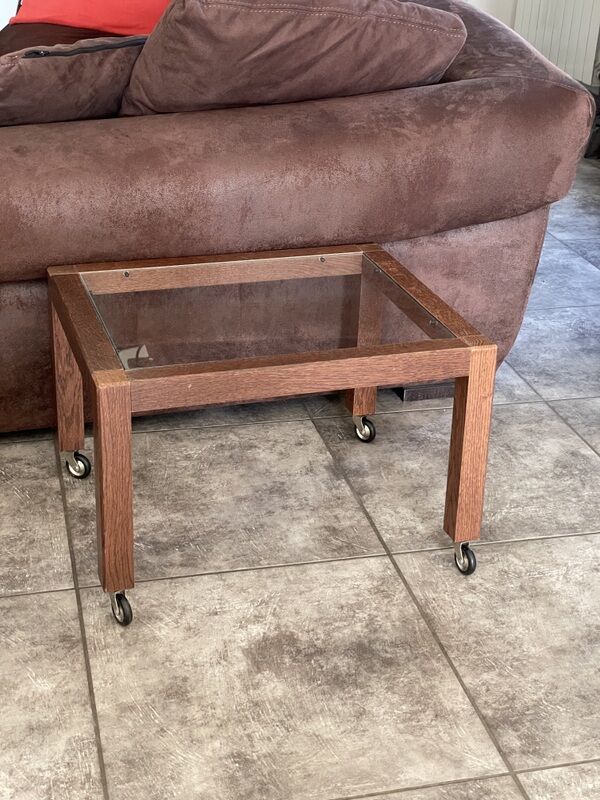 Coffee table on casters