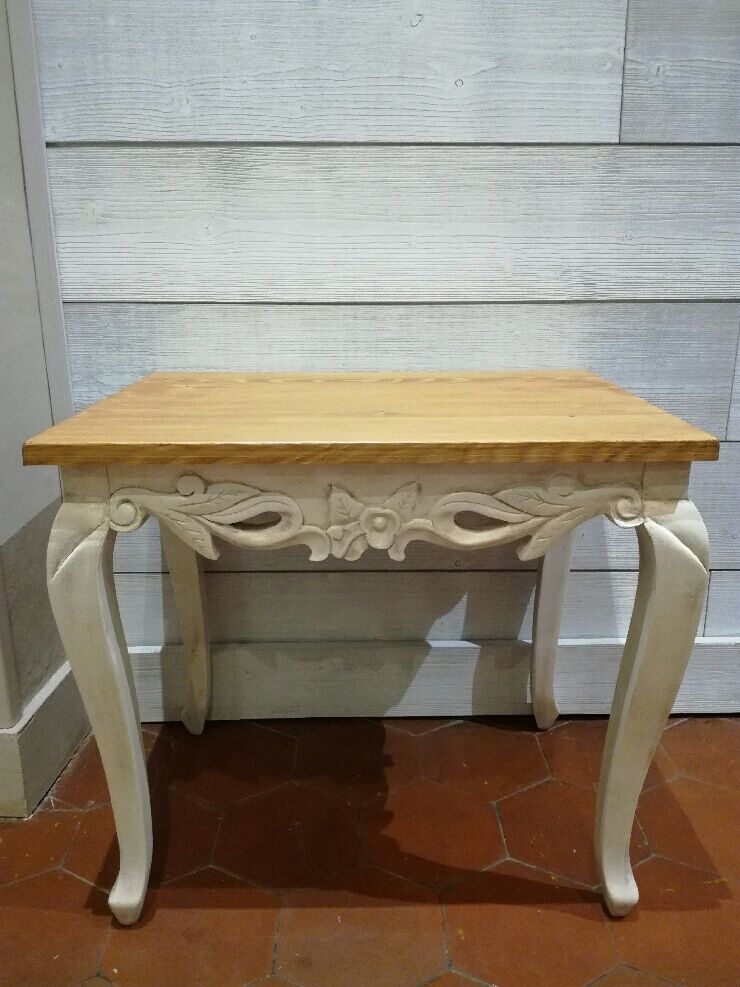 Table low patinated wood