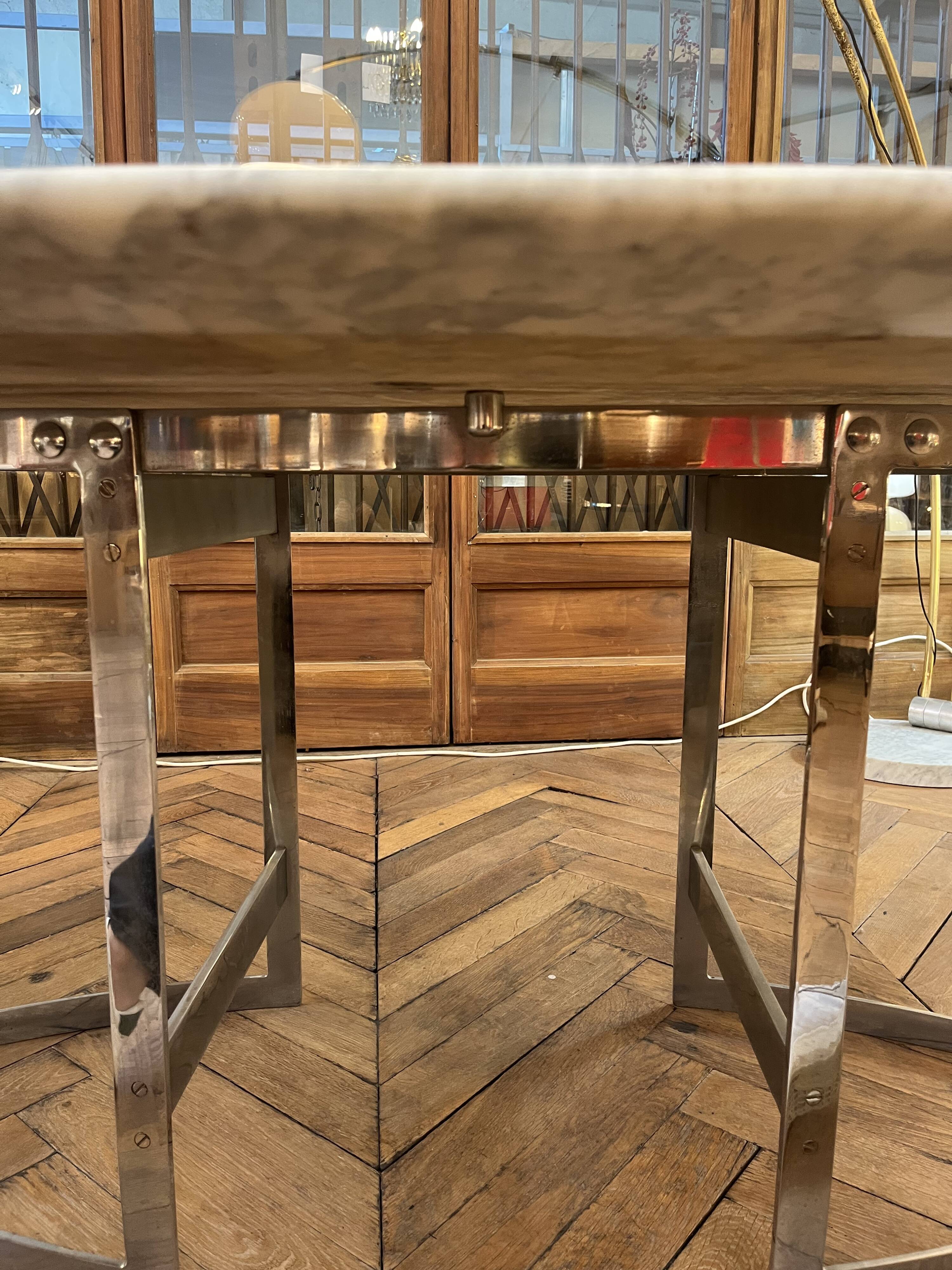 Oval table designed by Vittorio Introini, published by the Fratelli house.