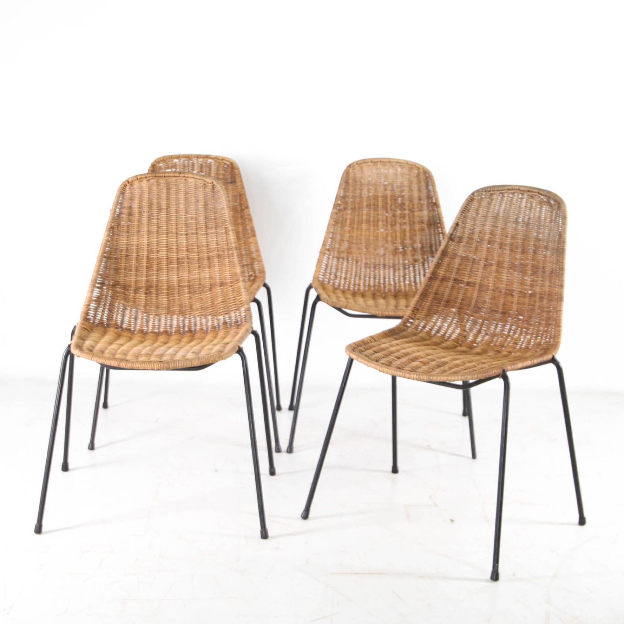 Set of 4 wicker and iron chairs