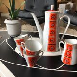 Cafetière orange et 4 tasses et pot à lait motif fleurs