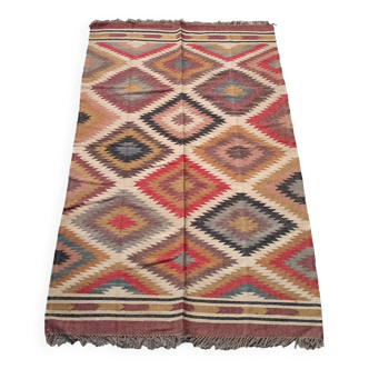 Kilim rug in jute and cotton. 155cm x 270cm