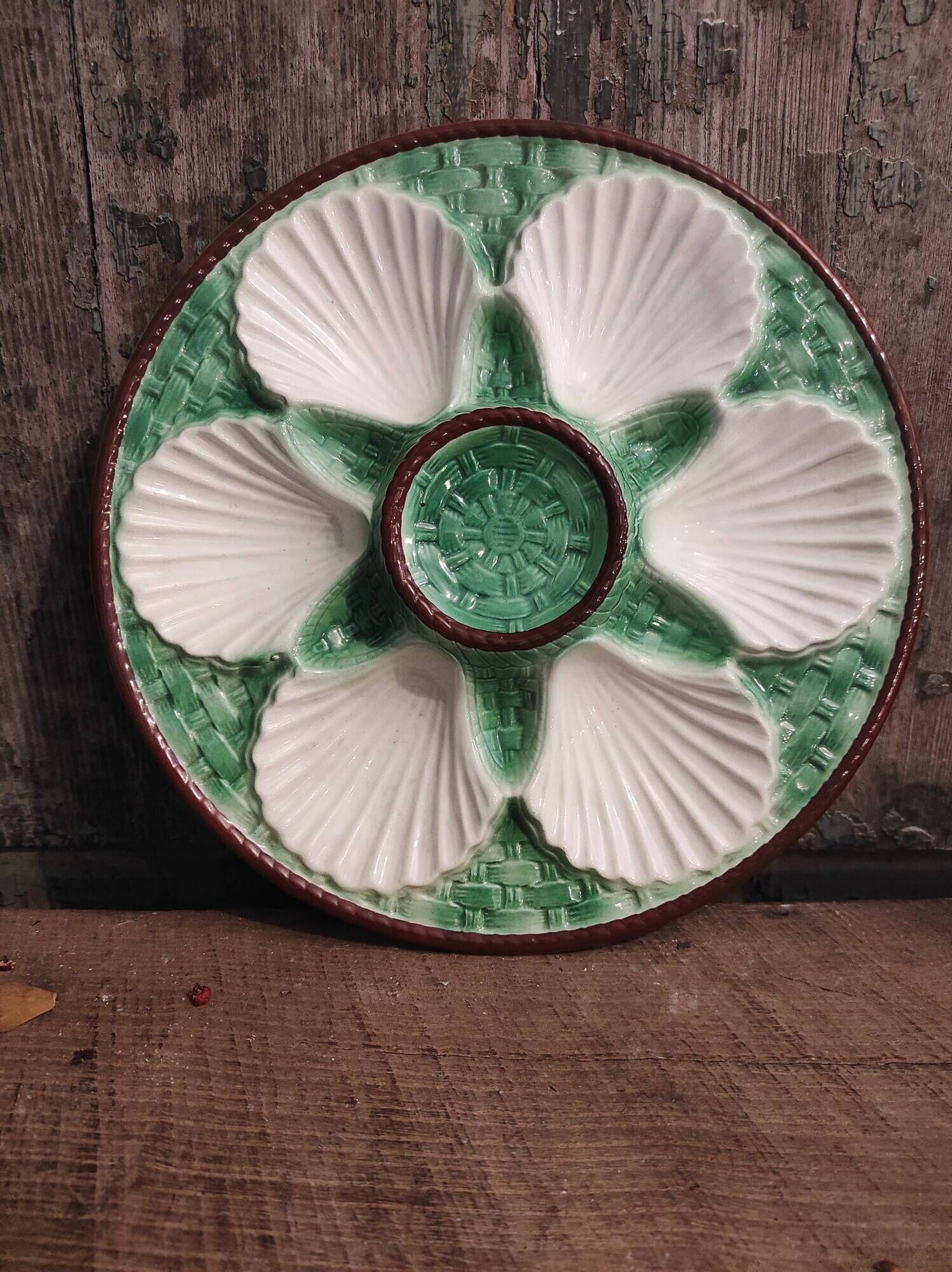 Vintage French Oyster Plate in Majolica