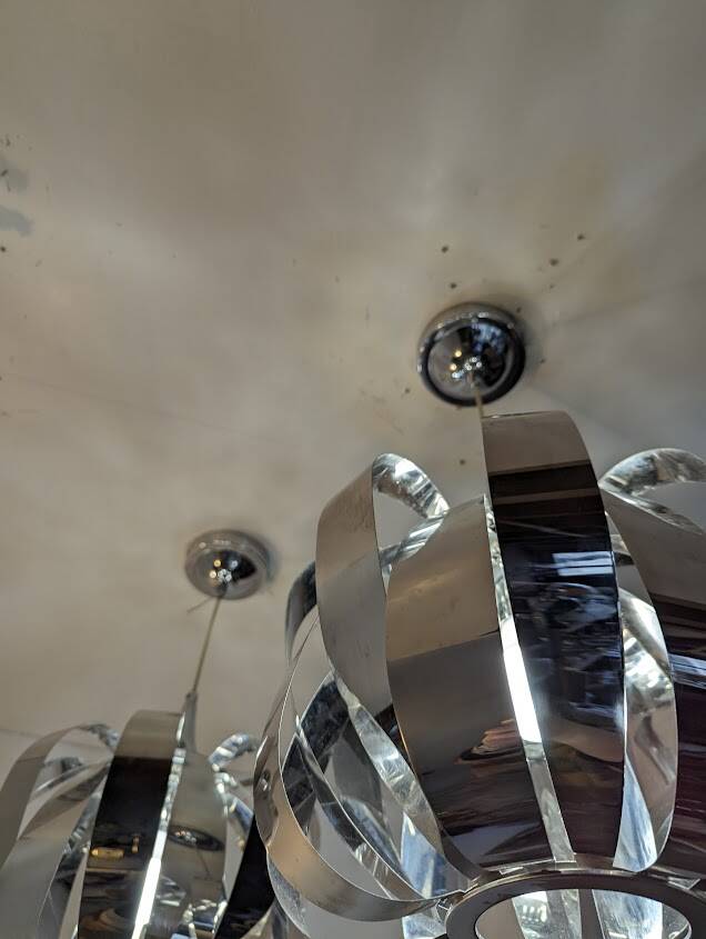 Pair of ERRZS model pendant lights by SEYLUMIERE.