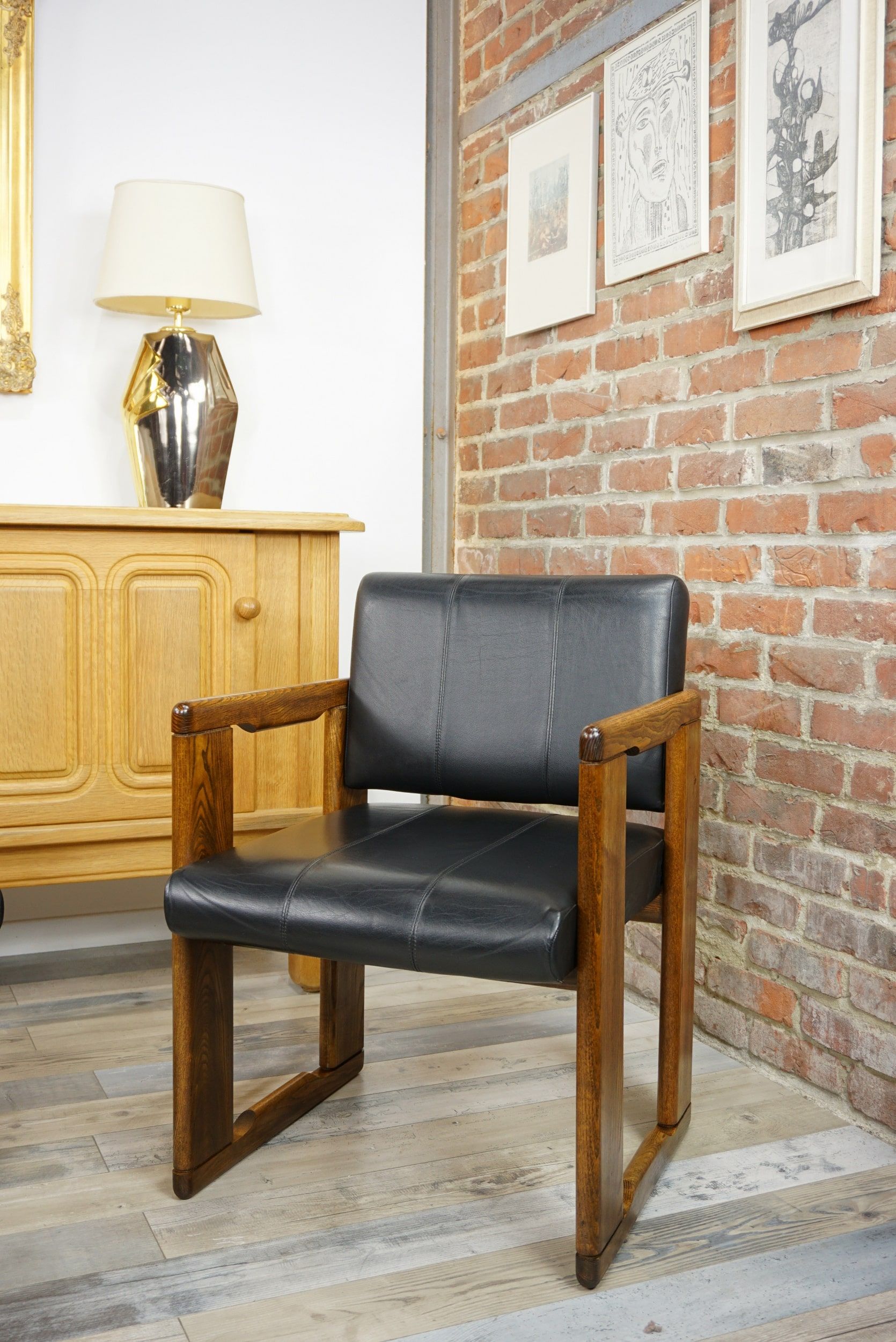 Pair of Italian design armchairs by Afra & Tobia Scarpa model Dialogo 1970