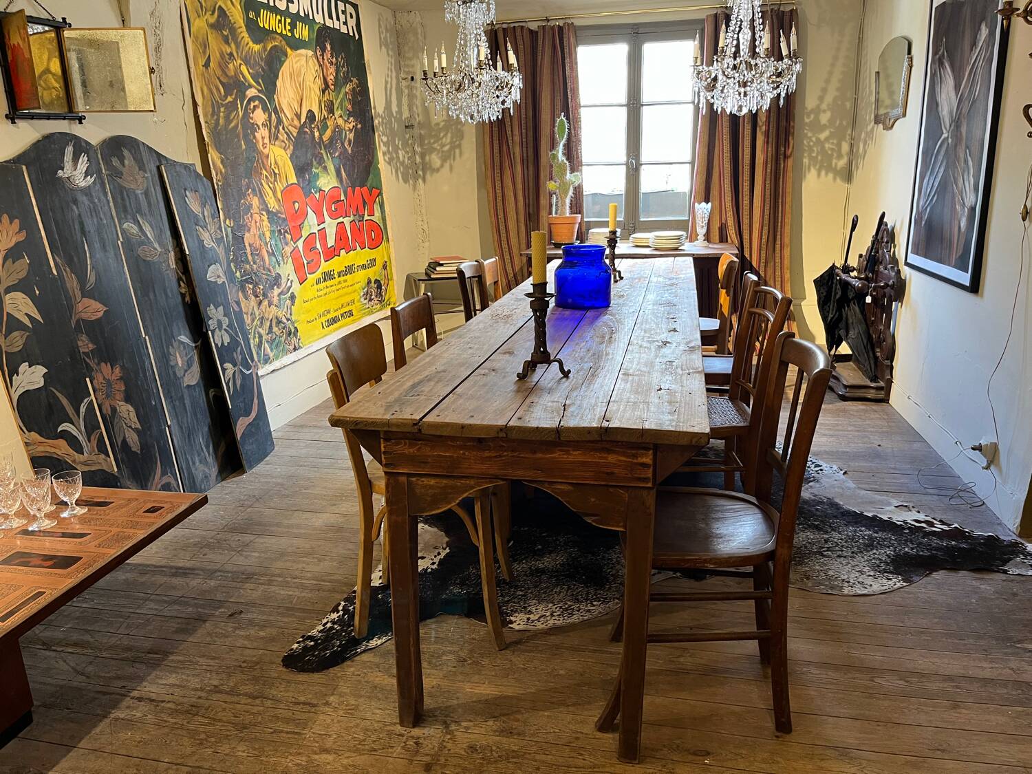 Large farmhouse table