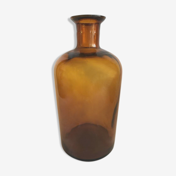 Amber pharmacy bottle